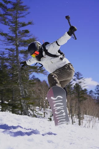 曾是冰上曲棍球國手 演員許孟哲考取滑雪教練資格