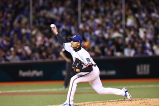 WBCQ徐若熙首登板飆157火球  中場台灣0比2落後