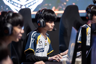 英雄聯盟CFO新星HongQ調整心態 破繭而出摘下FPOM