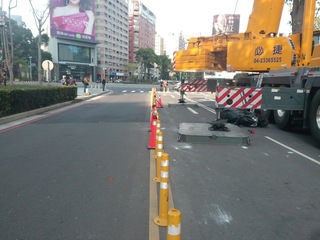 男酒駕騎車闖台中新光三越管制區 自摔多處傷送辦