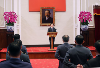 賴總統主持孔乃德等將官晉任授階  勉打造現代化國軍