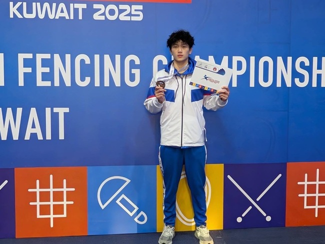 林哲群U20亞青摘銳劍銅牌 創台灣首名高中生紀錄 | 華視新聞