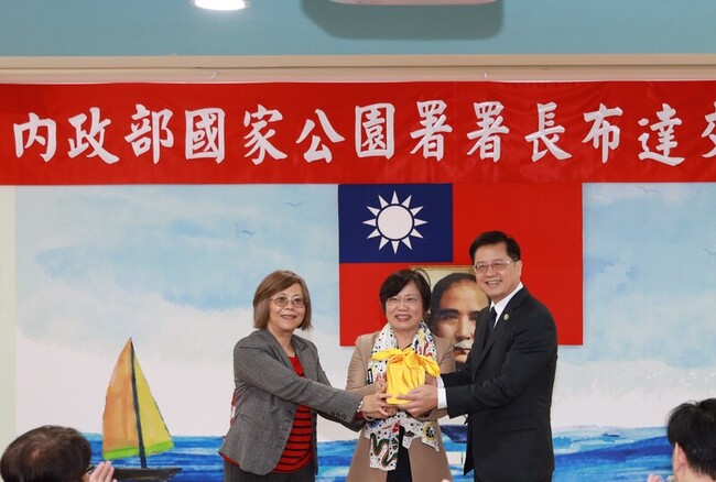 王成機接國家公園署長  劉世芳：期許深化生態保育 | 華視新聞