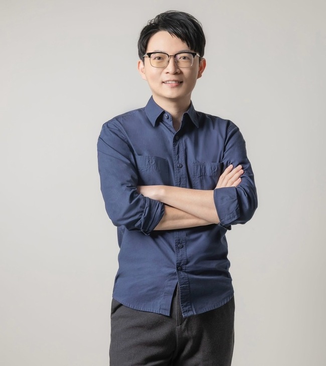 高市府4局處首長異動  35歲市長室專委接青年局長 | 華視新聞