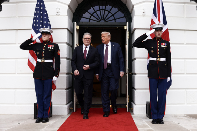 川普肯定歐洲派兵烏克蘭維和  未承諾美軍提供後盾 | 華視新聞