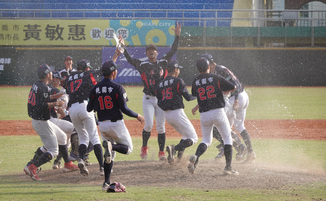 高中木棒聯賽蔡辰瀧後援好投MVP  平鎮隊史第6冠 | 華視新聞