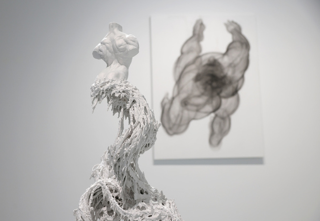 何宇森個展  超現實雕塑探究內在力量 | 華視新聞