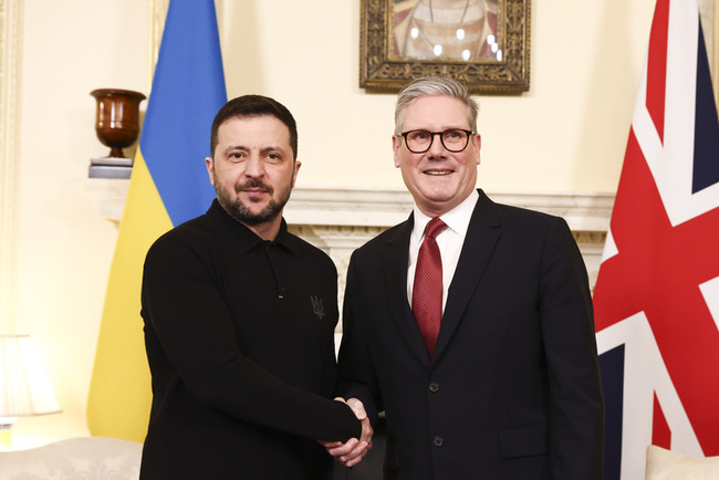 英國召開峰會討論烏克蘭歐洲安全 英王接見澤倫斯基 | 華視新聞