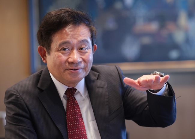 股王1年攬才10人也困難 林鴻明：人才招募是輸贏關鍵 | 華視新聞