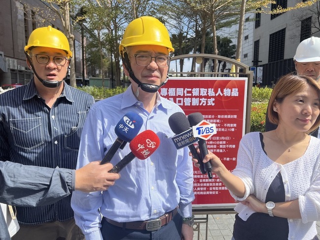 台中新光三越氣爆後設第二賣場 首日近3千顧客捧場 | 華視新聞