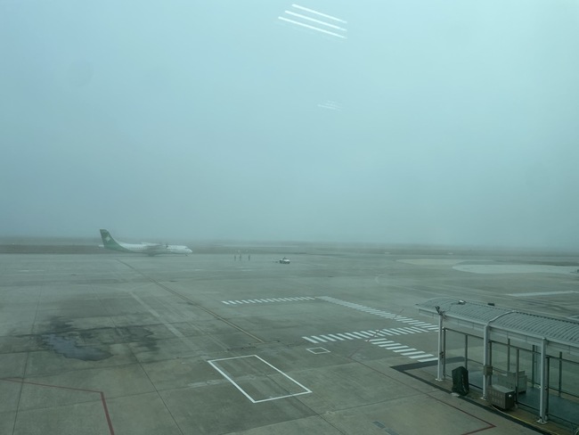 228連假收假日 金門濃霧海空交通影響近千人 | 華視新聞