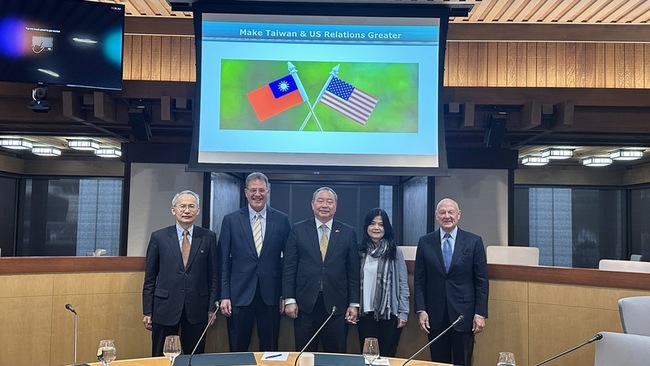 俞大㵢赴胡佛研究所交流：台灣對美是資產非負擔 | 華視新聞