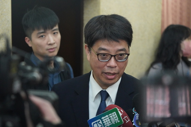 是否修法將赴港澳適用兩岸條例 邱垂正：審慎推動 | 華視新聞