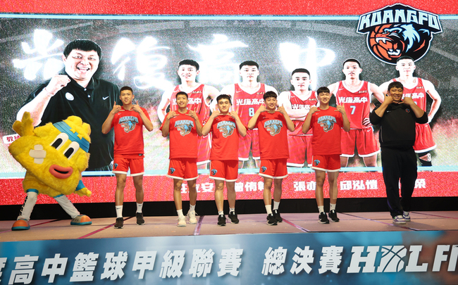 HBL光復拚重返冠軍  教練陳定杰：4強沒有失敗者 | 華視新聞