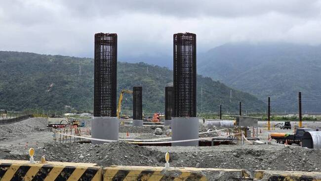 918震毀花蓮南區4橋梁 高寮大橋重建基樁完成 | 華視新聞