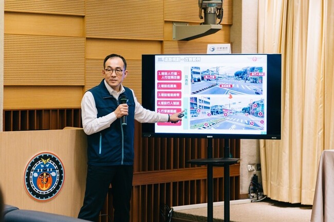 陳世凱:114年將新增及改善人行道 總長80公里 | 華視新聞