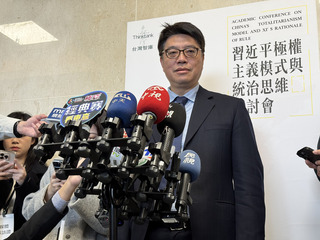 傅崐萁訪港團員遭逮 邱垂正呼籲港府說明案情