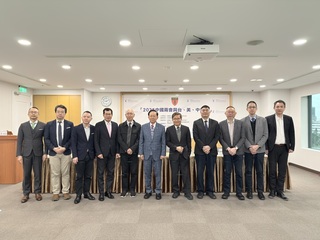 中國兩會 學者關注舉債與軍隊人大代表