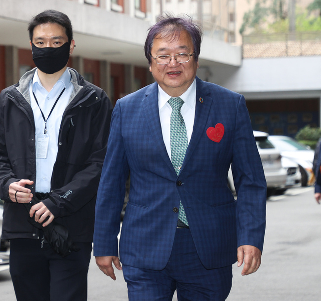 馬偕醫院遭駭 邱泰源：與數位部嚴格把關築防火牆 | 華視新聞