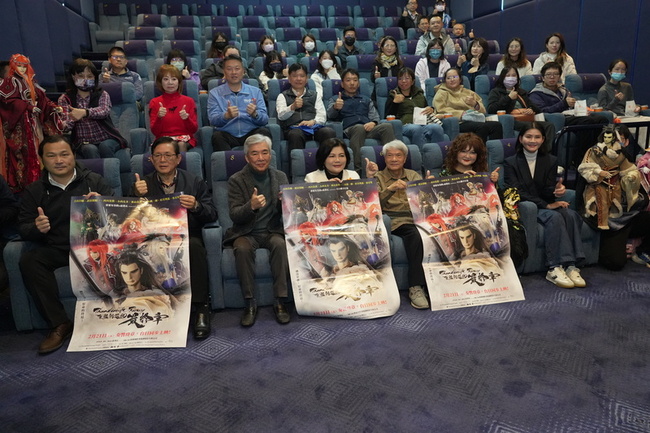 台日合作「東離劍遊紀」  張麗善進戲院挺布袋戲 | 華視新聞