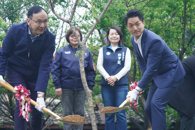 紀念孫中山逝世百年  朱立倫、蔣萬安出席植樹活動 | 華視新聞