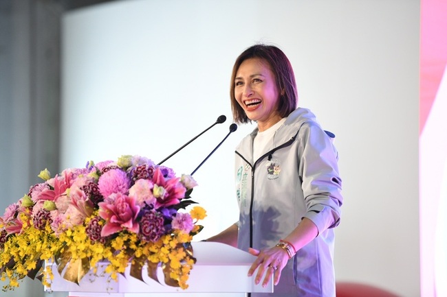 邱議瑩出席婦女節活動 盼力拚當下任高雄女性市長 | 華視新聞