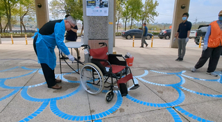 伊甸基金會赴金門協助清潔輔具 盼提供更多樣服務