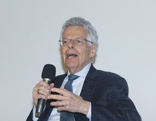 諾獎得主舒爾茲：美國2次通膨發生機率不高