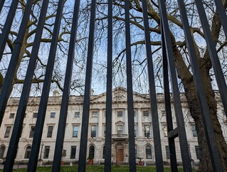 中國倫敦超級使館建案引抗議  異議人士15日再集結