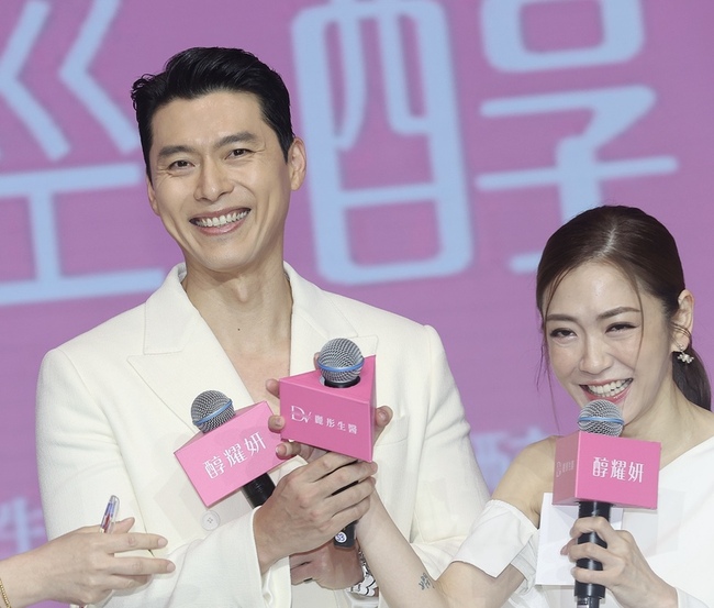 玄彬來台慶情人節 許願體驗夜市氛圍品嘗道地小吃 | 華視新聞