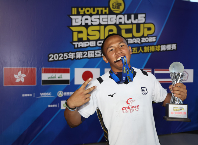 U18亞洲盃5人制棒球鐘家樂奪MVP 不後悔每個選擇 | 華視新聞