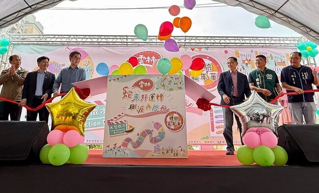 勞動部雲林虎尾辦徵才  1700職缺逾千人尋求機會 | 華視新聞