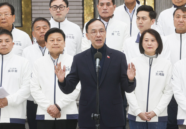 朱立倫率國民黨團  宣布提出反廢死、反戒嚴公投 | 華視新聞