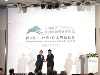 波蘭前外長：動盪時代來臨 須做好準備建立韌性