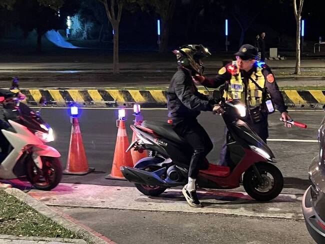 中市警連2波酒駕大執法  取締144件、送辦57人 | 華視新聞