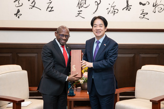 總統接見克國外長 盼互相扶持共同因應挑戰