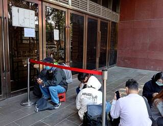 北院下午首度提訊柯文哲  支持者早上排隊等旁聽