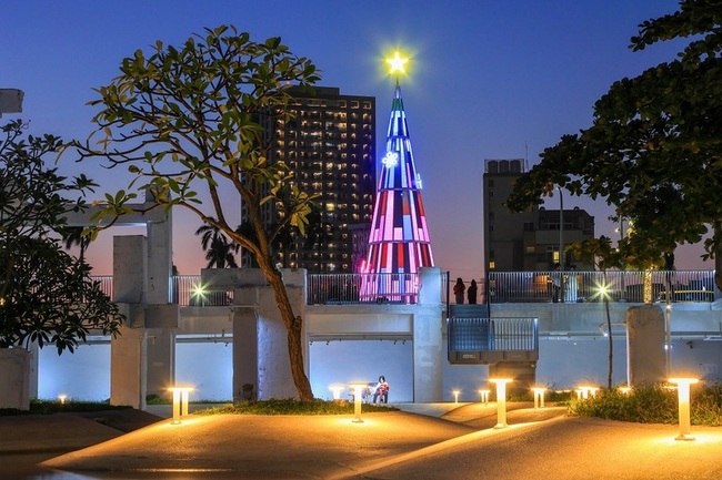 台南耶誕燈節系列國際發光 奪美國繆思大獎2金1銀 | 華視新聞