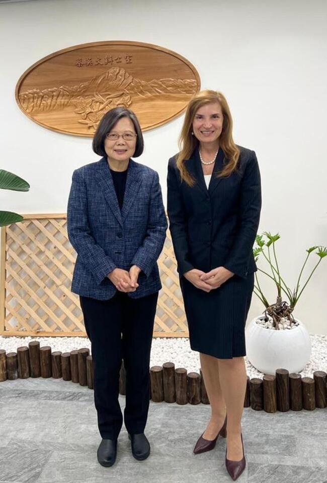 前澳洲駐台代表：世界面臨挑戰 肯定台灣努力提升韌性 | 華視新聞