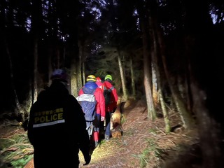 菲籍山友登雪山滑落50公尺獲救  領隊未幫投保將挨罰