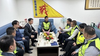 台鐵代理董事長伍勝園上任 拜會工會談員工權益