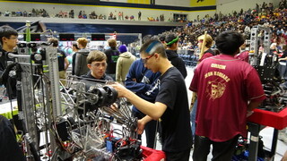 美國機器人競賽開眼界  建中學生迎向書本外世界