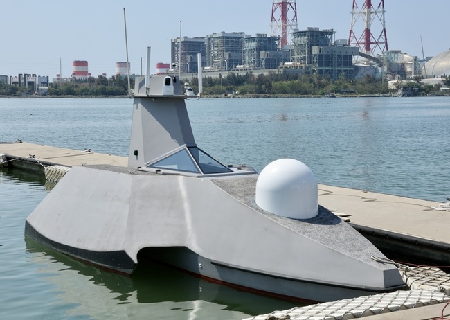 台船軍用無人船亮相 三胴體設計應對台海惡劣海象 | 華視新聞