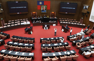 政院：立院未延長開會  卓榮泰獲韓國瑜同意才離開