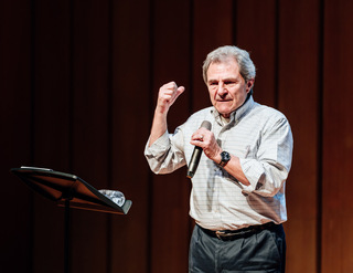 教學藝術家之父艾瑞克布思 點出創意像肌肉需鍛鍊