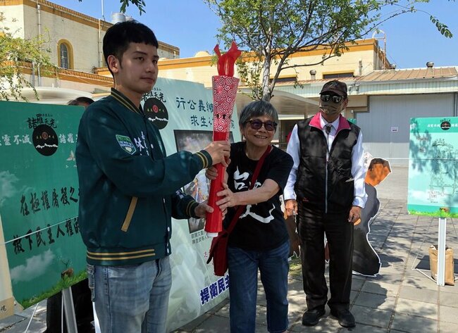 嘉市議員服務處設二階罷免點遭恐嚇 警逮1嫌 | 華視新聞