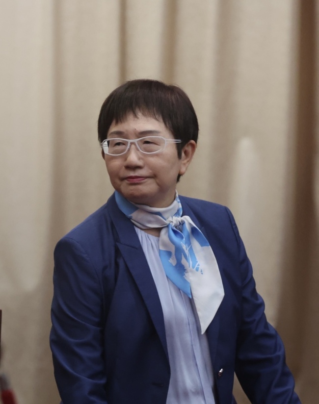 立委促公股投信4併1 財長：3個月提出效益評估 | 華視新聞