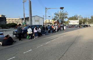白沙屯媽祖進香報名起跑  排隊人潮綿延1公里