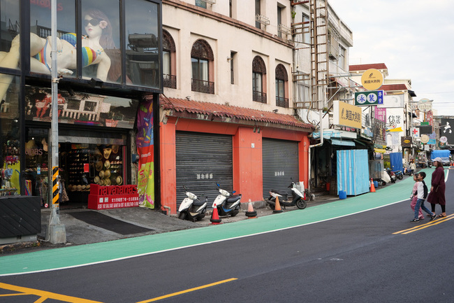 台灣祭非法民宿房價飆近9倍 屏東縣府啟動稽查 | 華視新聞