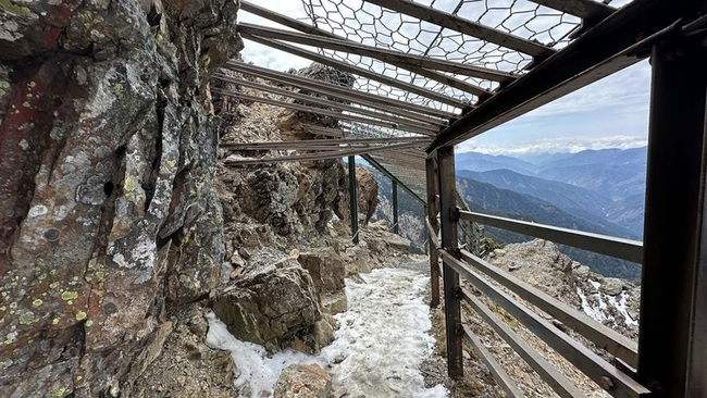 玉山仍有殘雪未融 雪季管制解除前帶雪地裝備 | 華視新聞